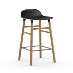 NORMANN COPENHAGEN tabouret FORM BARSTOOL H 65 cm avec piètement en chêne