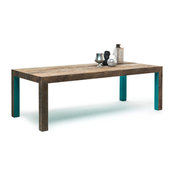MOGG table ZIO TOM TABLE