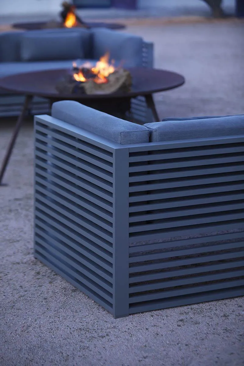 GANDIA BLASCO canapé à 3 places avec dossier haut pour l'extérieur DNA